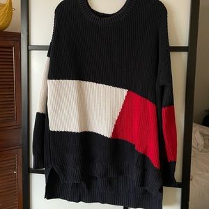 🌟2/14$🌟 Tommy Hilfiger Tunic knit sweater